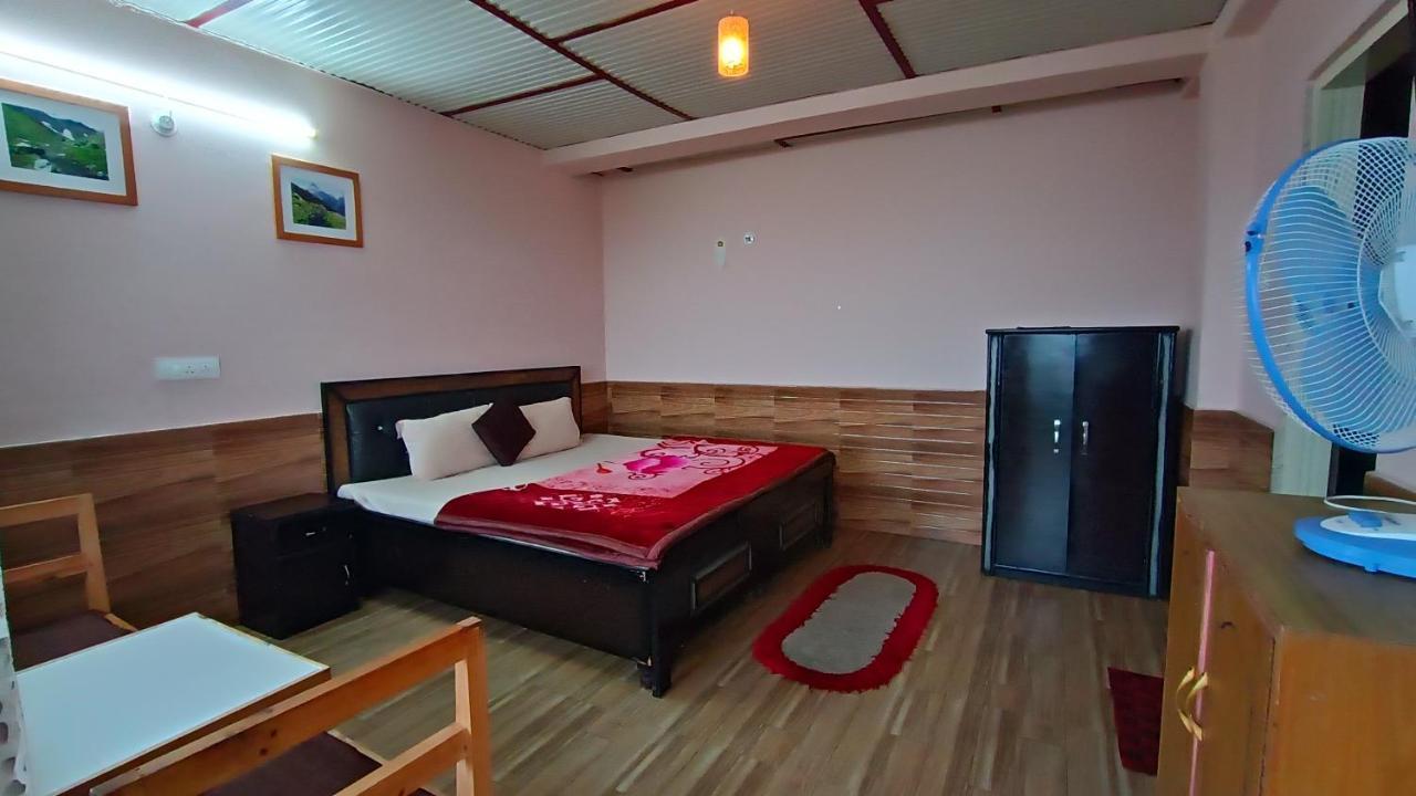 Sahaj Homestay Naddi Дармсала Экстерьер фото